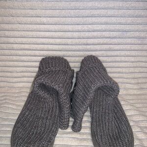 Ugg women’s Australia classic Cardy knit boots